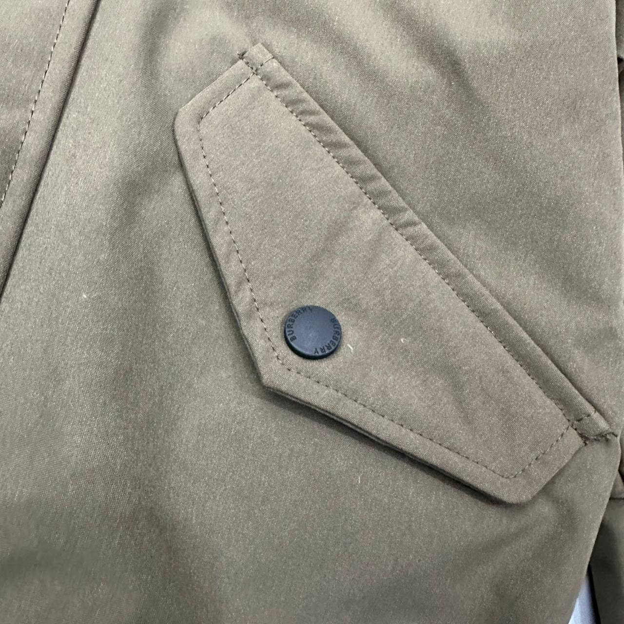 ДЕТСКАЯ КУРТКА BURBERRY детальное фото