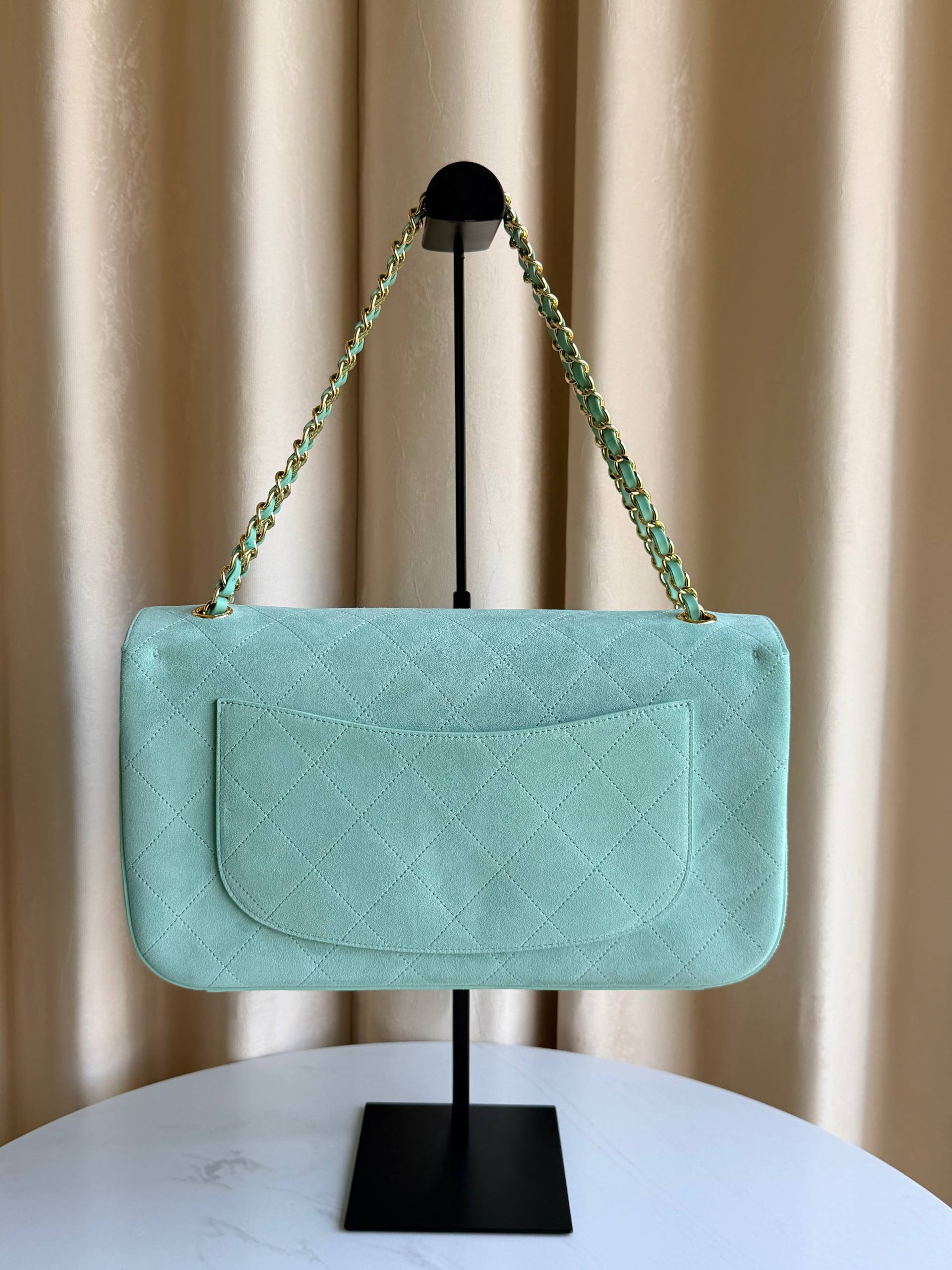 СУМКА CHANEL MAXI FLAP детальное фото