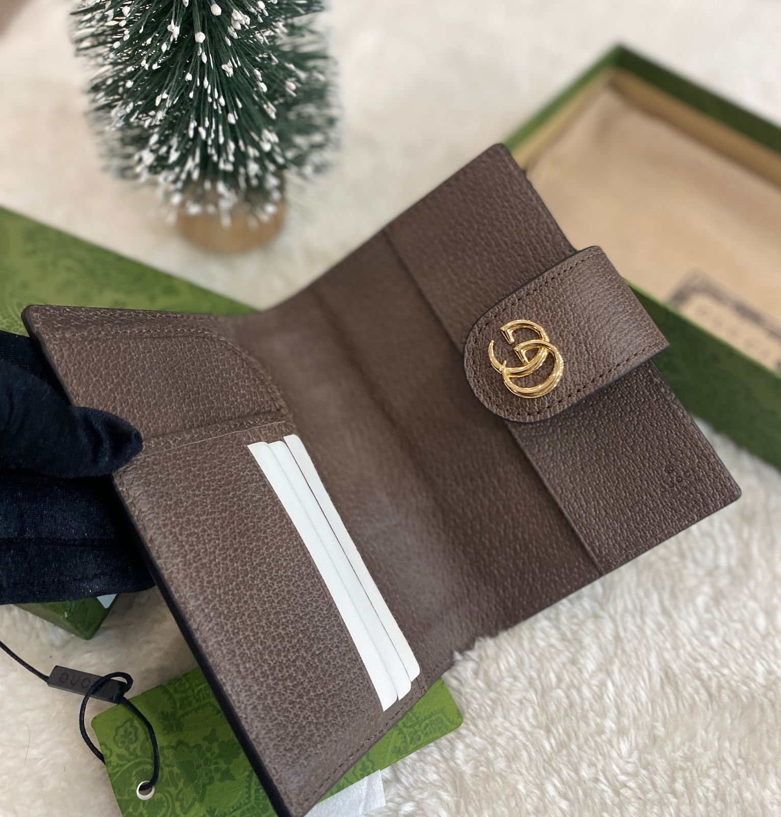 ОБЛОЖКА НА ПАСПОРТ GUCCI детальное фото