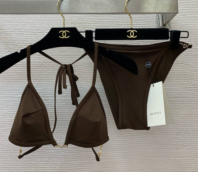 КУПАЛЬНИК MIU MIU фото