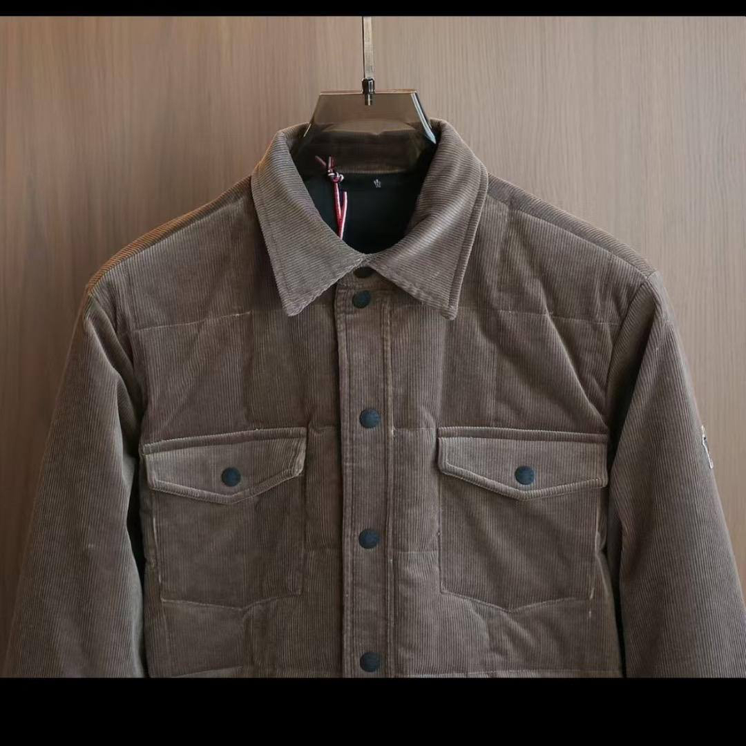 МУЖСКАЯ КУРТКА MONCLER детальное фото
