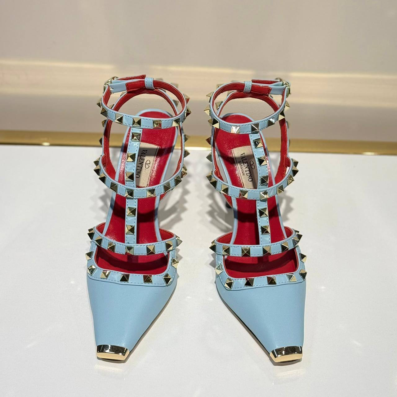 ТУФЛИ VALENTINO детальное фото