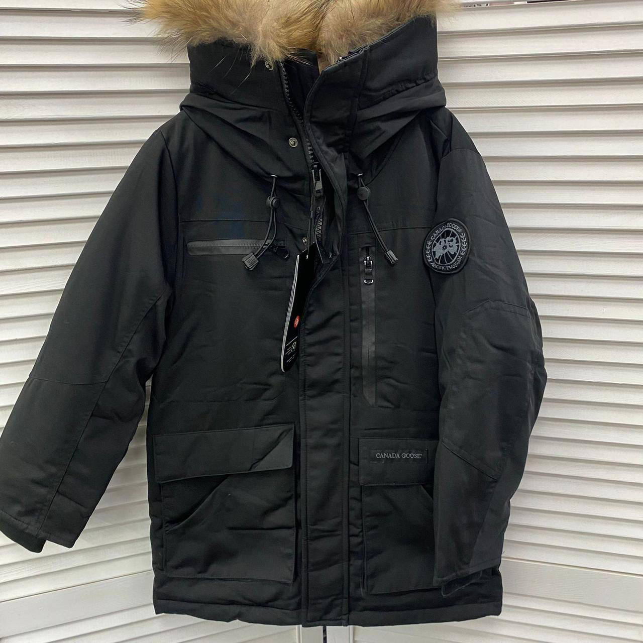 ДЕТСКАЯ КУРТКА CANADA GOOSE детальное фото