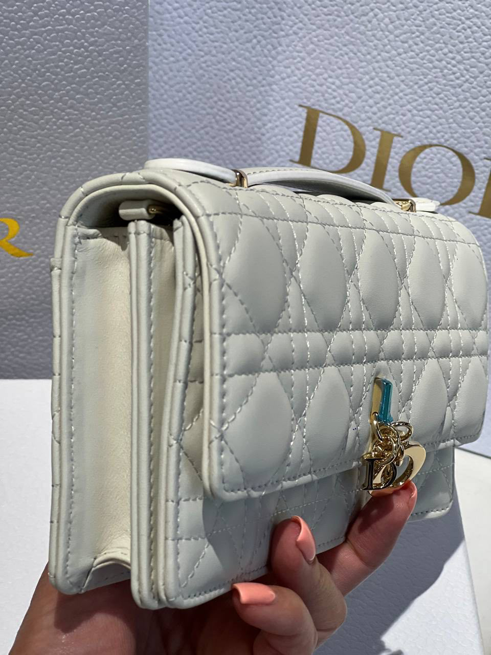 СУМКА CHRISTIAN DIOR детальное фото