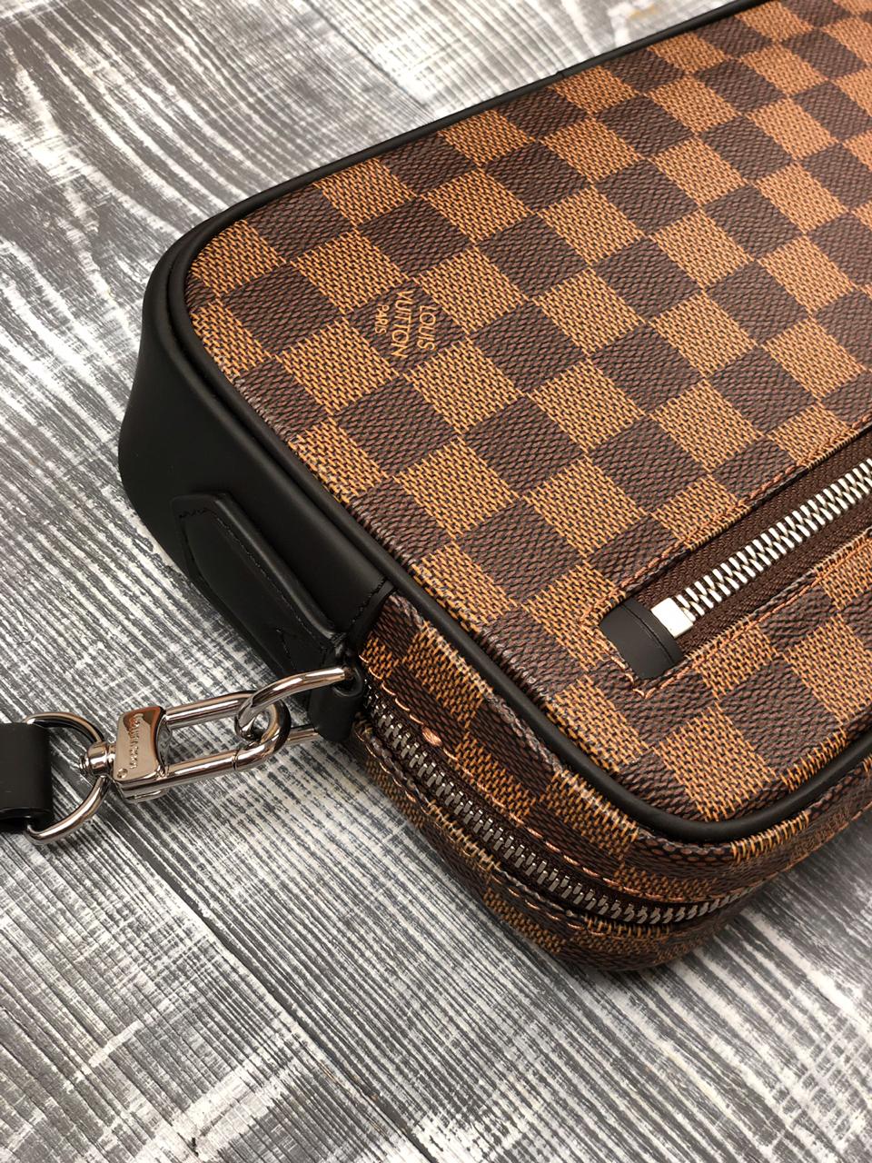 КЛАТЧ LOUIS VUITTON KASAI детальное фото
