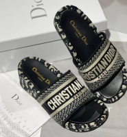 ШЛЕПКИ CHRISTIAN DIOR фото