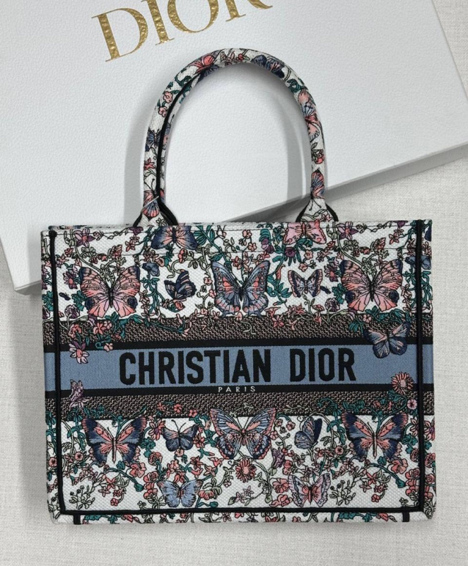 СУМКА CHRISTIAN DIOR BOOK фото