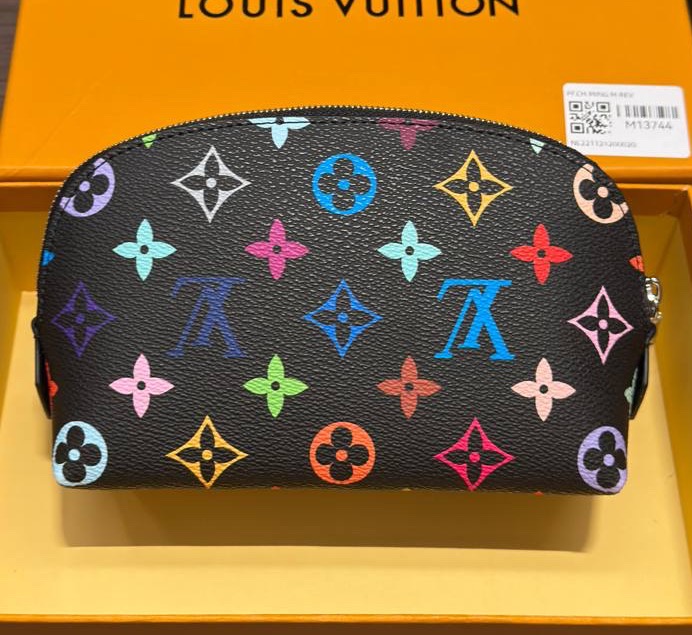 КОСМЕТИЧКА LOUIS VUITTON фото
