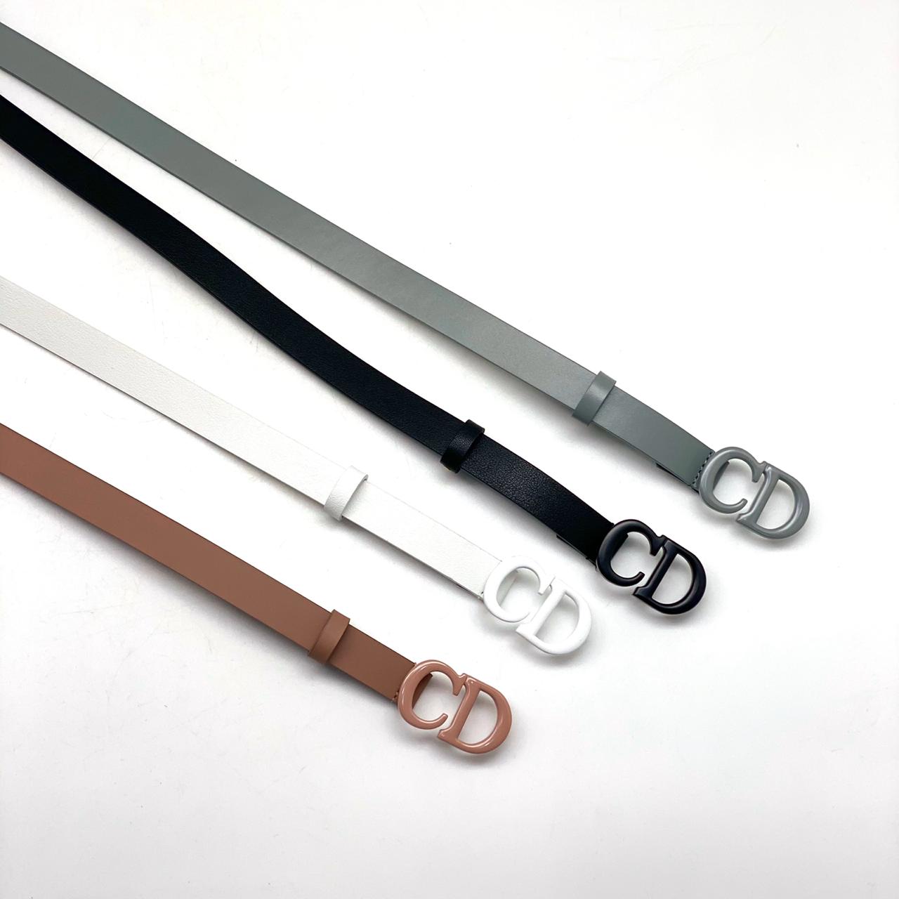 ЖЕНСКИЙ РЕМЕНЬ DIOR детальное фото