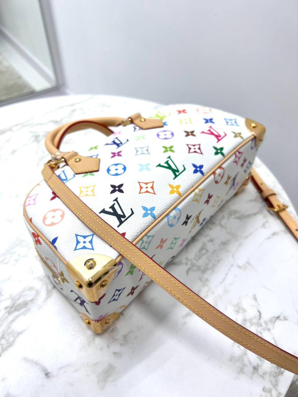 СУМКА LOUIS VUITTON детальное фото