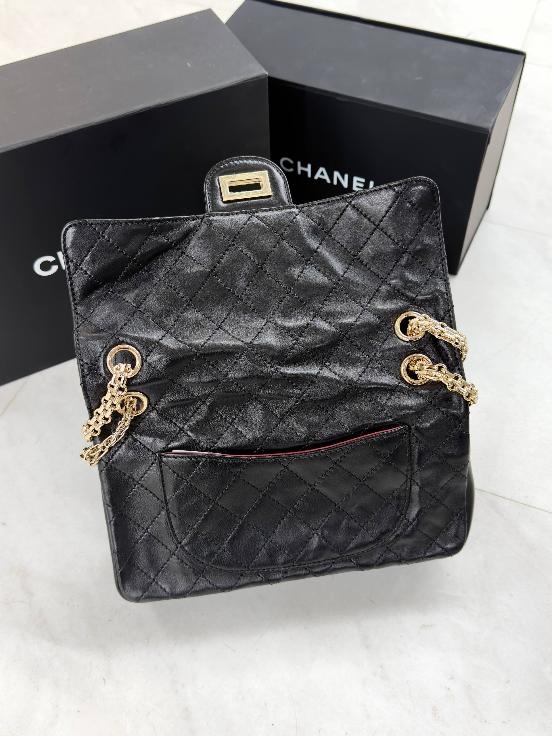 СУМКА CHANEL 2.55 детальное фото
