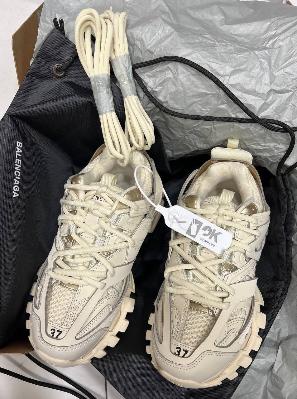 КРОССОВКИ BALENCIAGA детальное фото