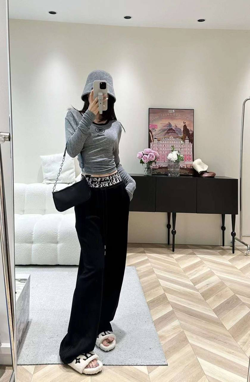 БРЮКИ CHRISTIAN DIOR детальное фото