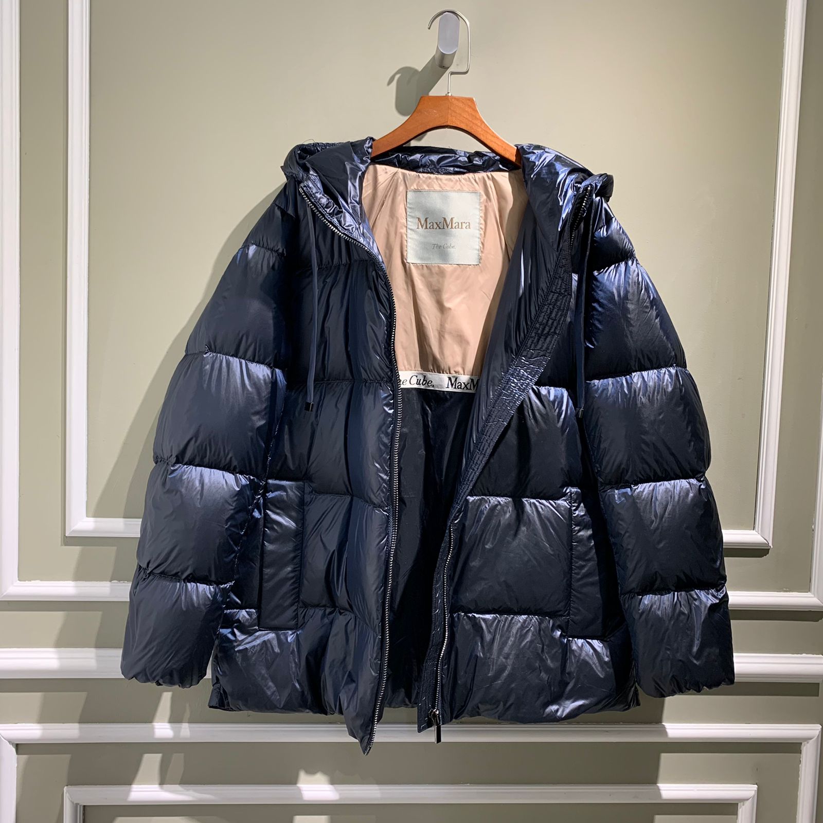 ПУХОВИК MAX MARA детальное фото