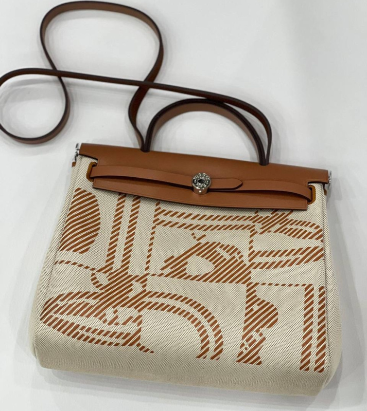 СУМКА HERMES HERBAG ZIP фото