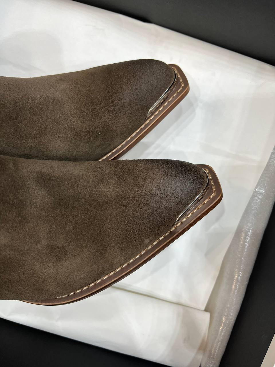 БОТИЛЬОНЫ CELINE детальное фото