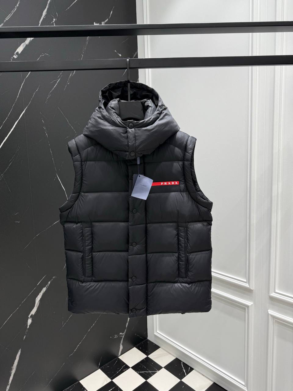 МУЖСКОЙ ПУХОВИК ТРАНСФОРМЕР PRADA детальное фото