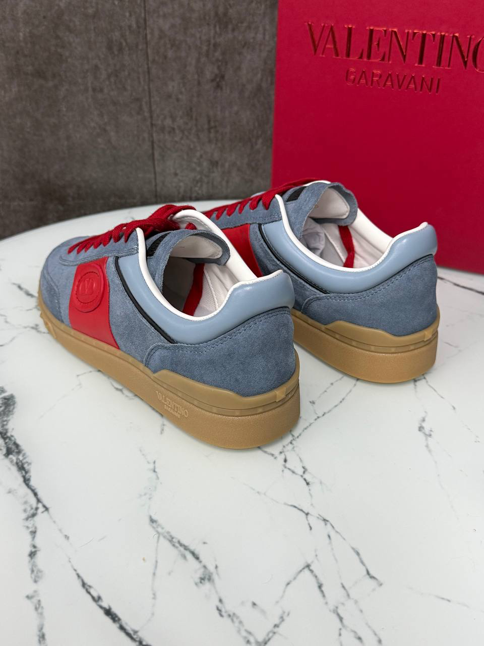 МУЖСКИЕ КЕДЫ VALENTINO детальное фото
