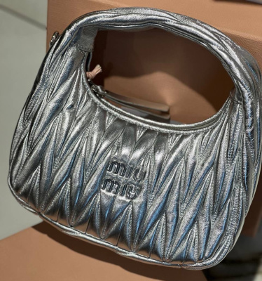 СУМКА MIU MIU WANDER фото