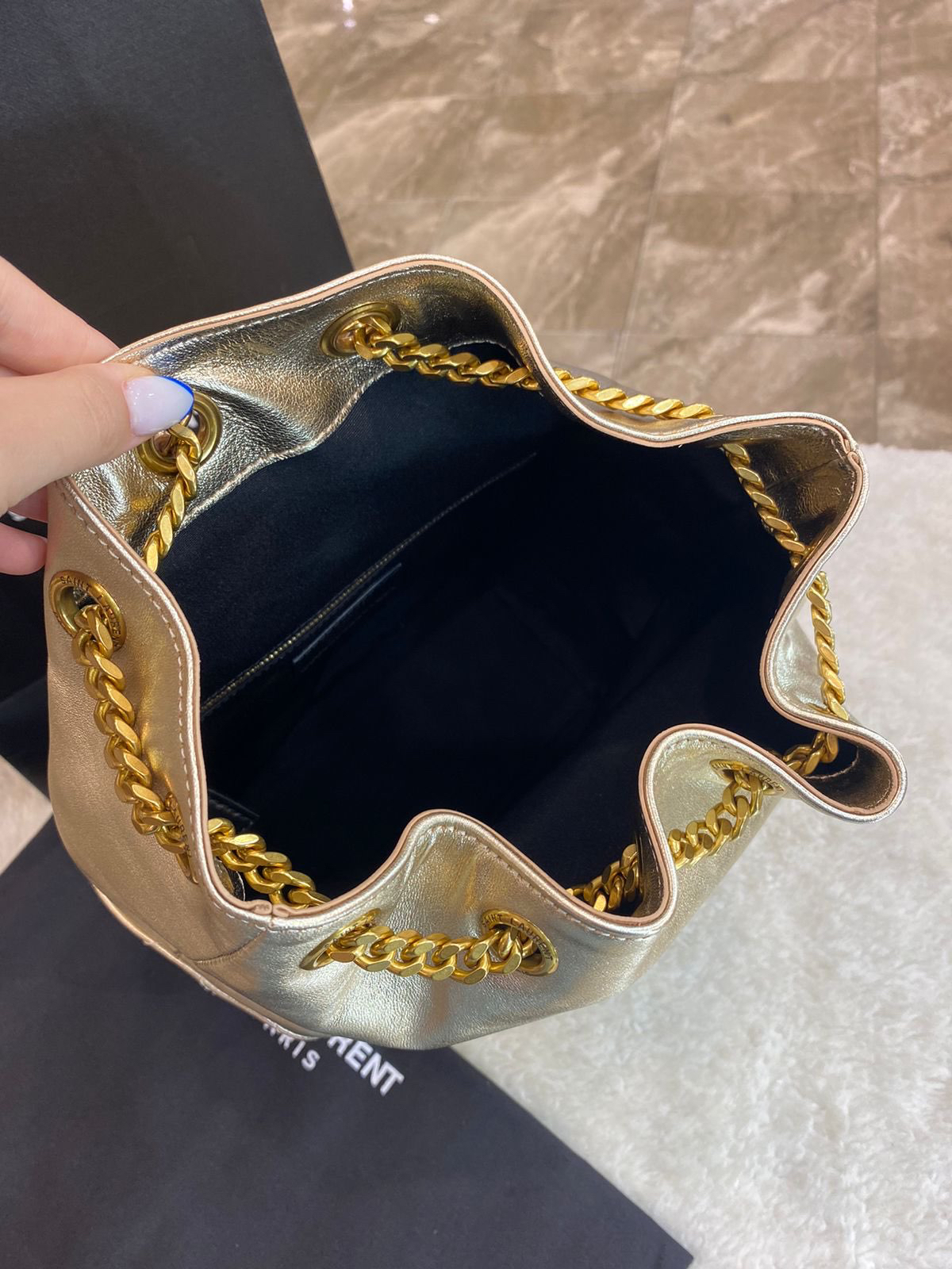СУМКА SAINT LAURENT детальное фото
