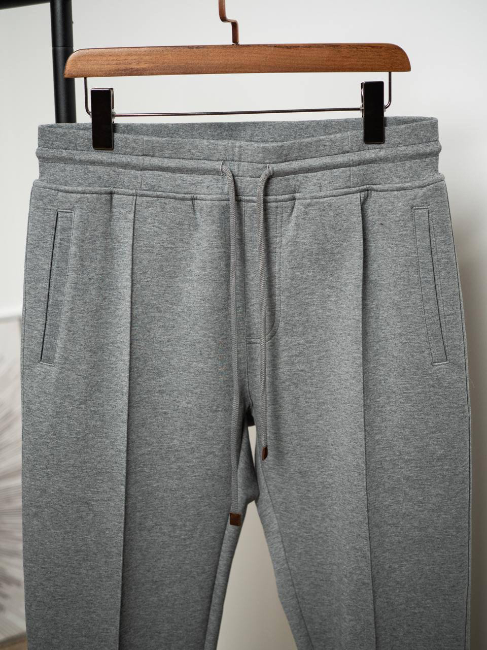 МУЖСКОЙ КОСТЮМ BRUNELLO CUCINELLI детальное фото