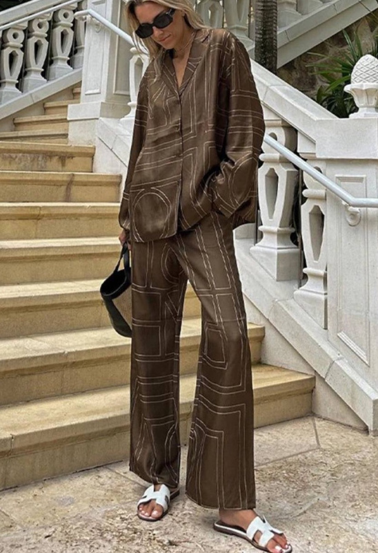 КОСТЮМ TOTEME фото