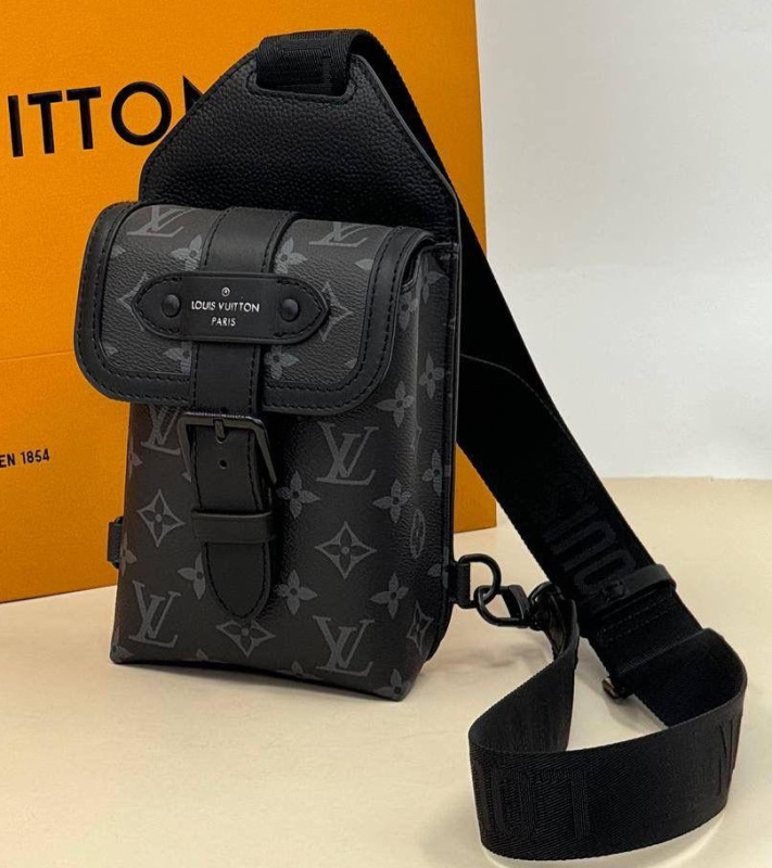 МУЖСКАЯ СУМКА СЛИНГ LOUIS VUITTON фото