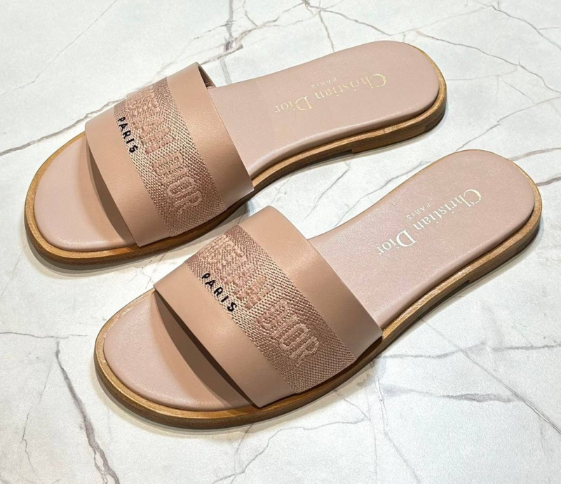 ШЛЕПКИ CHRISTIAN DIOR фото