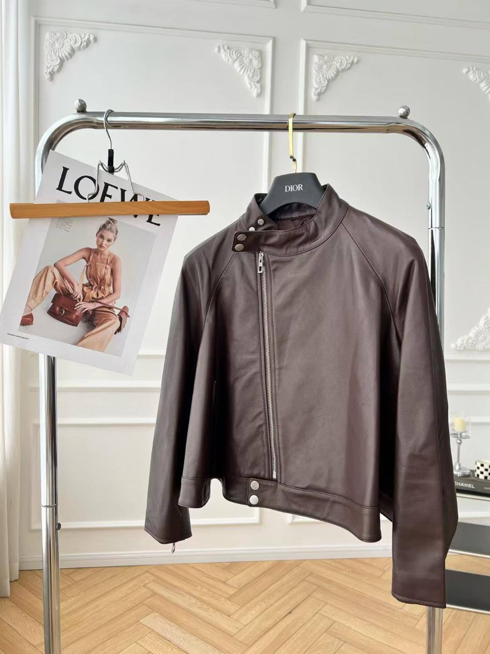 КУРТКА LOEWE детальное фото