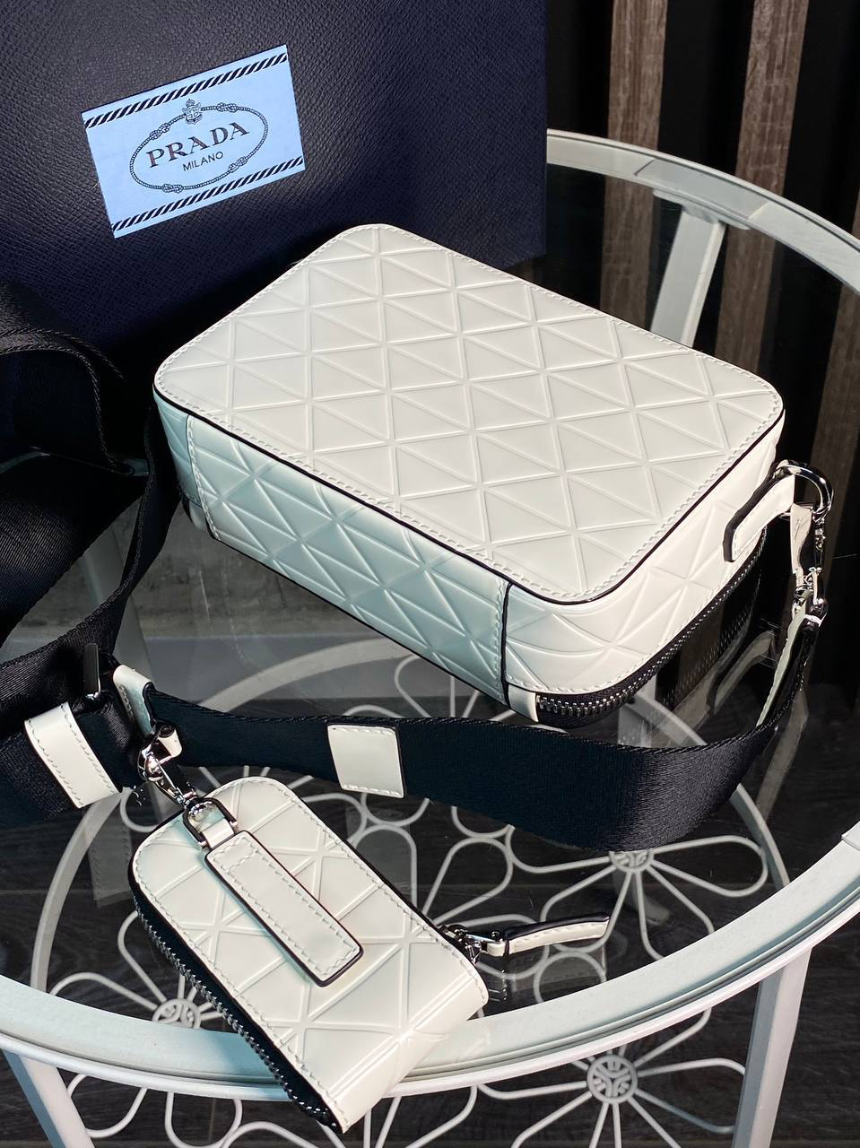 МУЖСКАЯ СУМКА МЕССЕНДЖЕР PRADA детальное фото