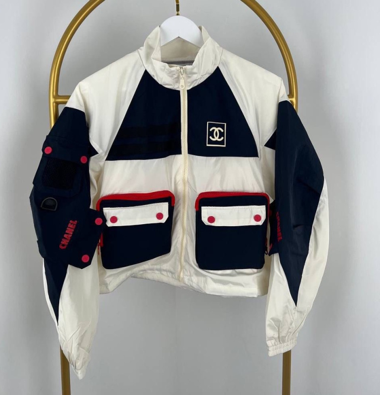 КУРТКА CHANEL фото