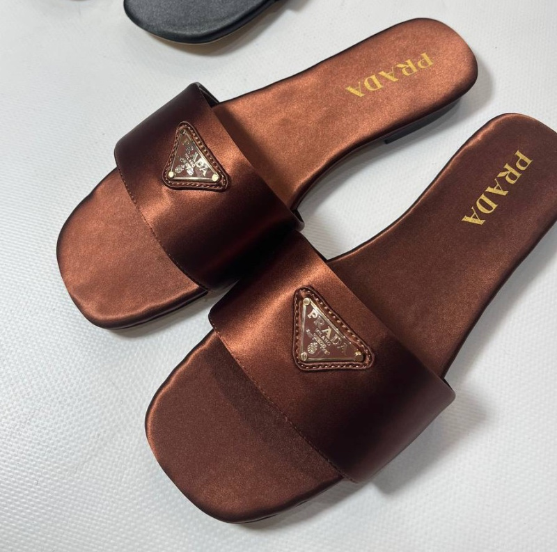 ШЛЕПКИ PRADA фото