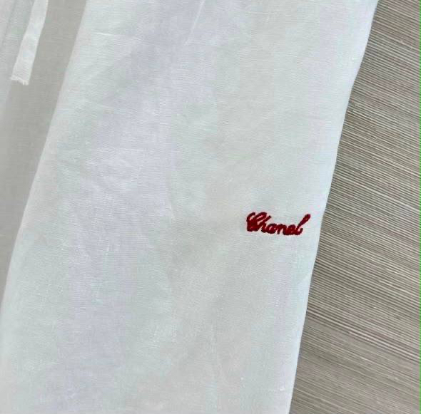 КОСТЮМ CHANEL детальное фото