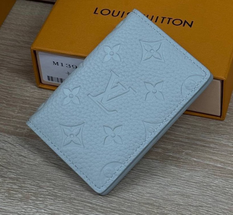 КАРТХОЛДЕР LOUIS VUITTON фото