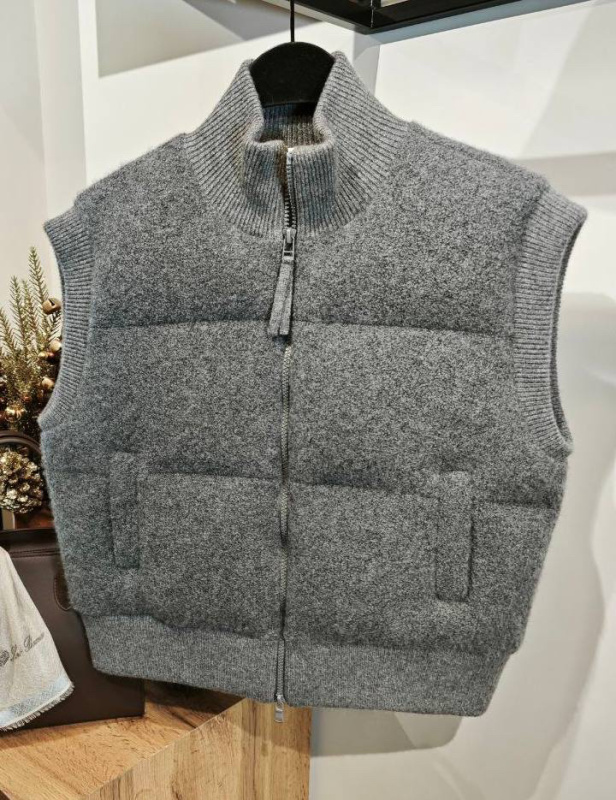 ЖИЛЕТ BRUNELLO CUCINELLI фото