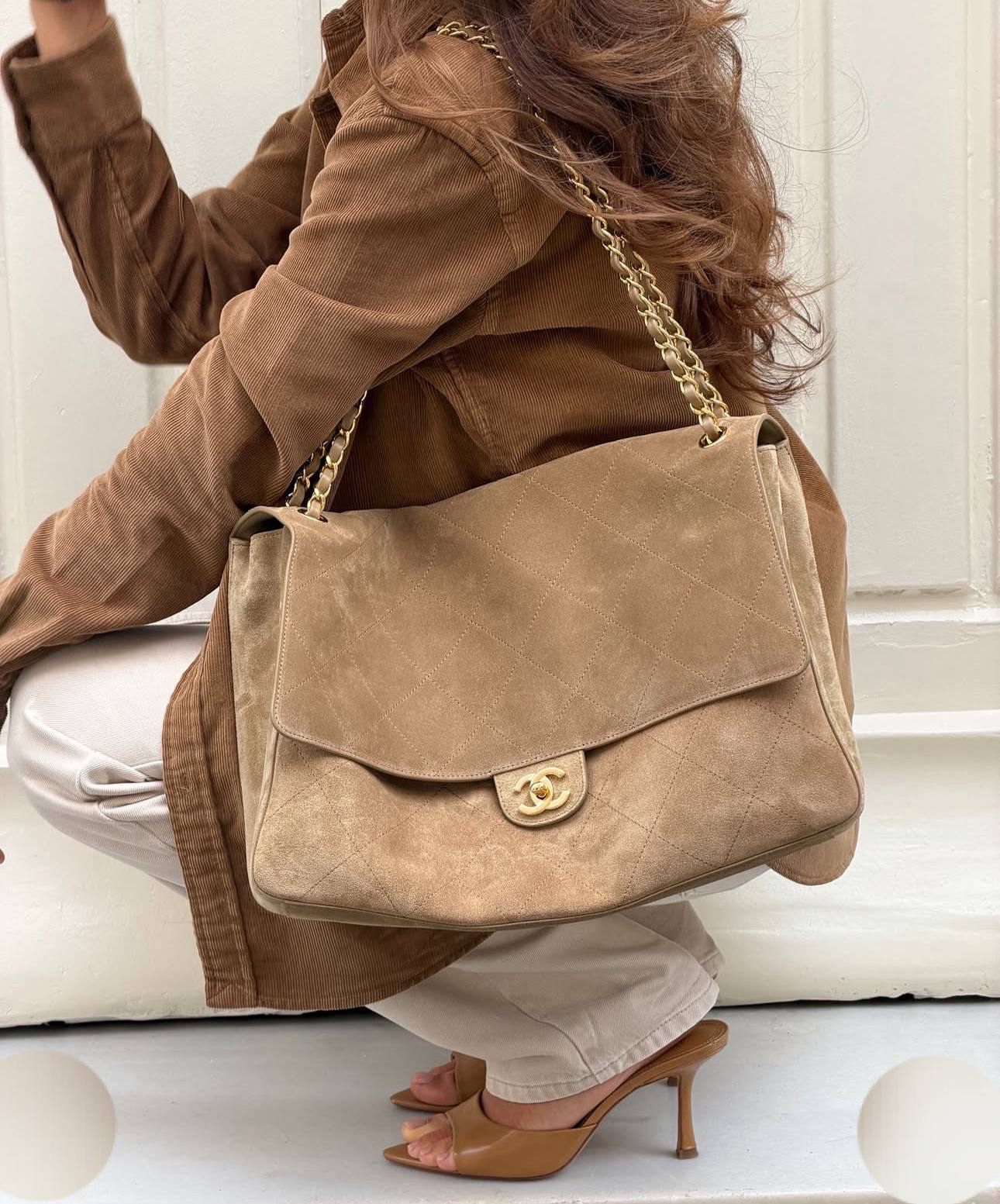 СУМКА CHANEL MAXI FLAP детальное фото