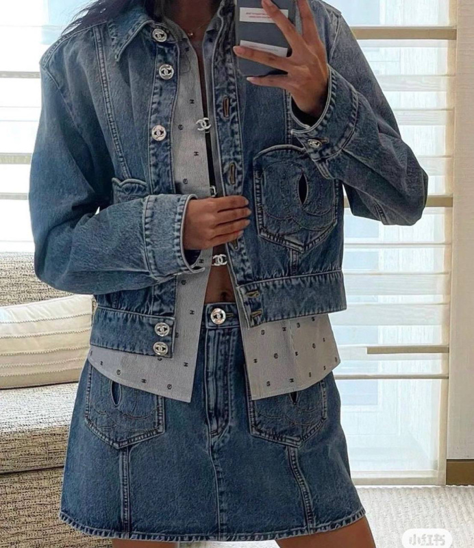 КОСТЮМ CHANEL фото