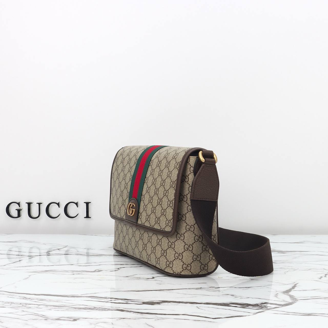 МУЖСКАЯ СУМКА МЕССЕНДЖЕР GUCCI детальное фото