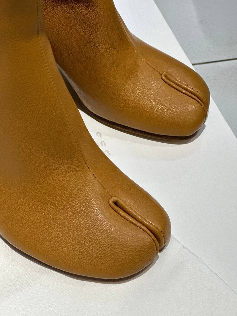 БОТИЛЬОНЫ MAISON MARGIELA детальное фото