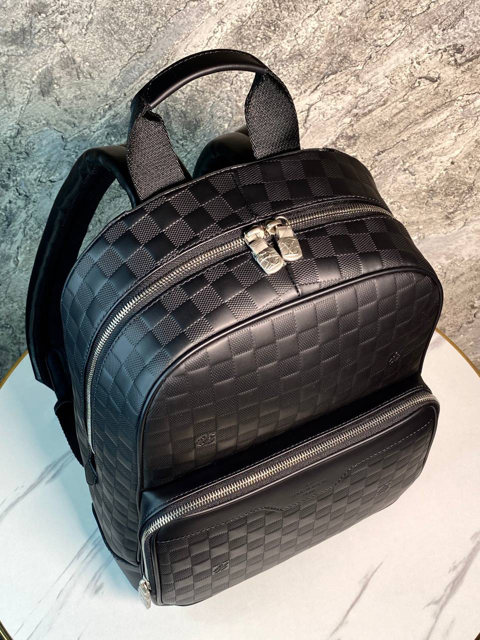 МУЖСКОЙ РЮКЗАК LOUIS VUITTON детальное фото