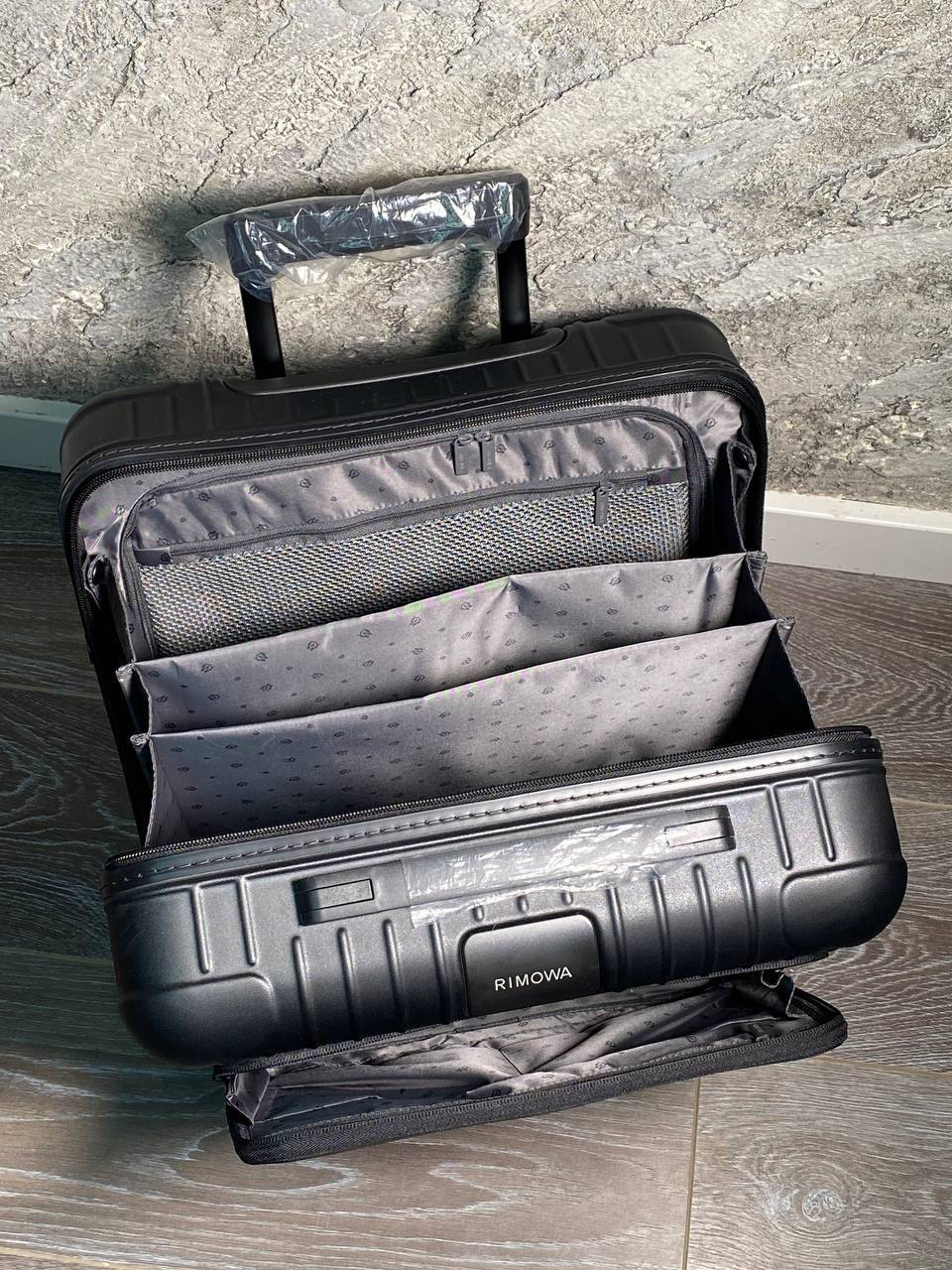 ЧЕМОДАН RIMOWA детальное фото