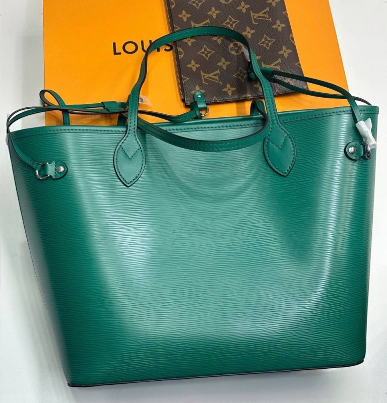 СУМКА LOUIS VUITTON фото