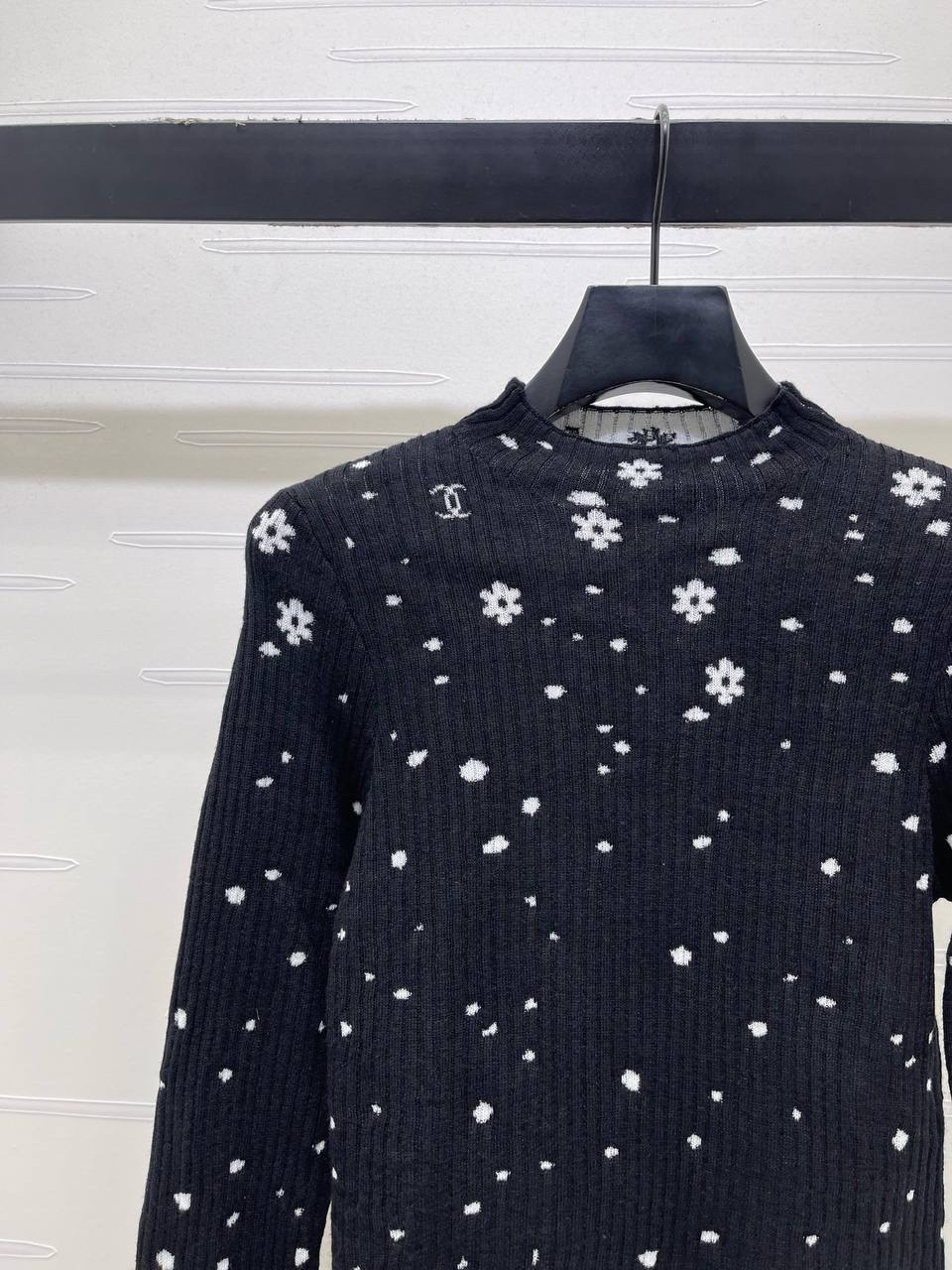 ВОДОЛАЗКА CHANEL детальное фото