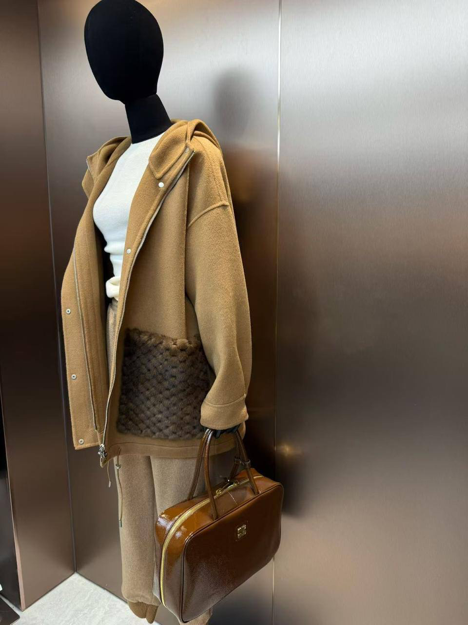 ПАЛЬТО LORO PIANA детальное фото