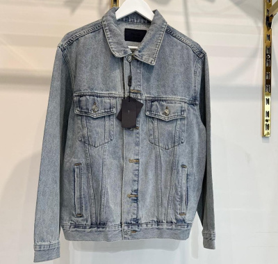 КУРТКА ДЖИНСОВКА PRADA фото