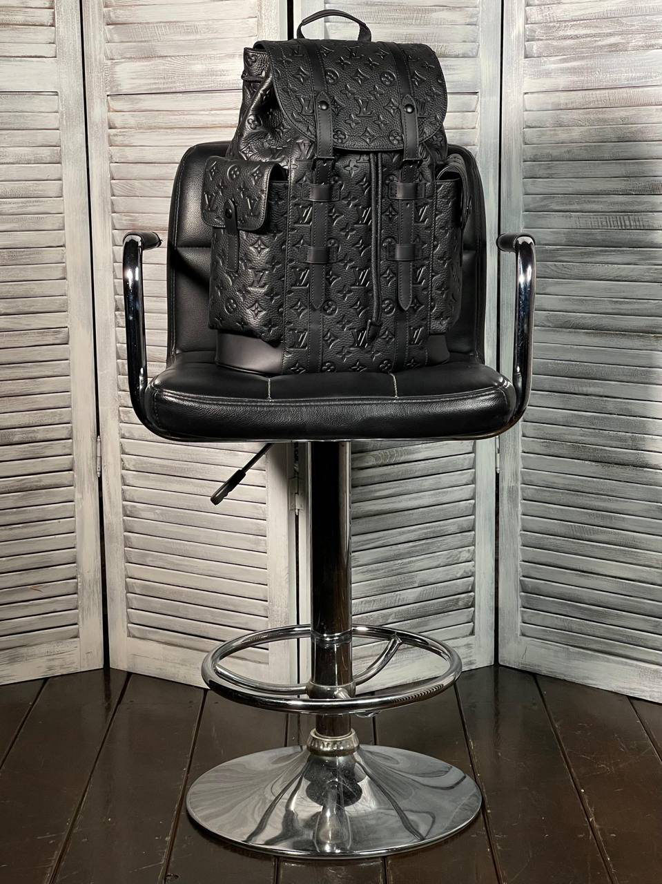 МУЖСКОЙ РЮКЗАК LOUIS VUITTON детальное фото