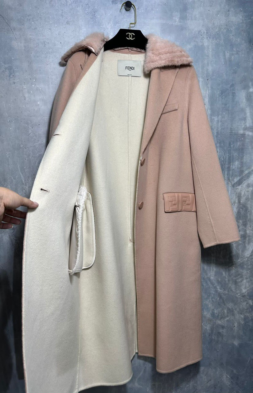 ПАЛЬТО FENDI детальное фото