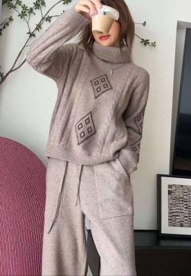 КОСТЮМ MAX MARA фото