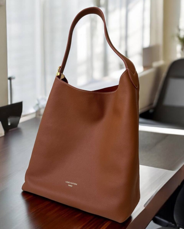 СУМКА LOUIS VUITTON фото