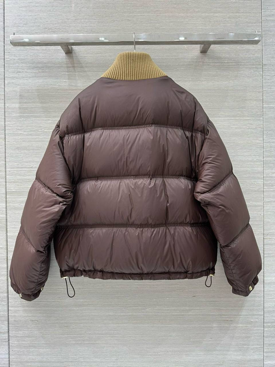 ПУХОВИК CELINE детальное фото